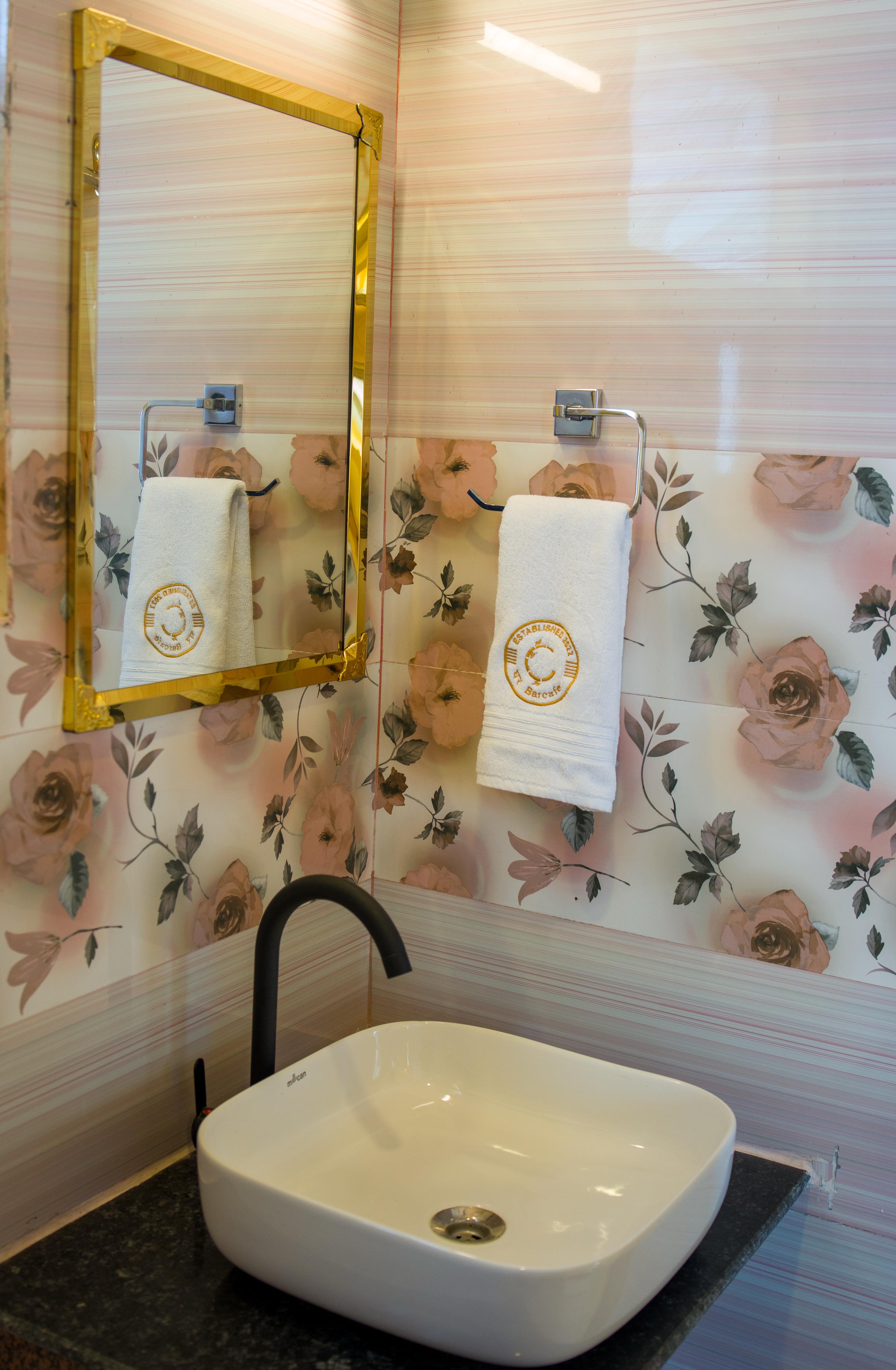 Ghar Bar Boutique Stay & Cafe