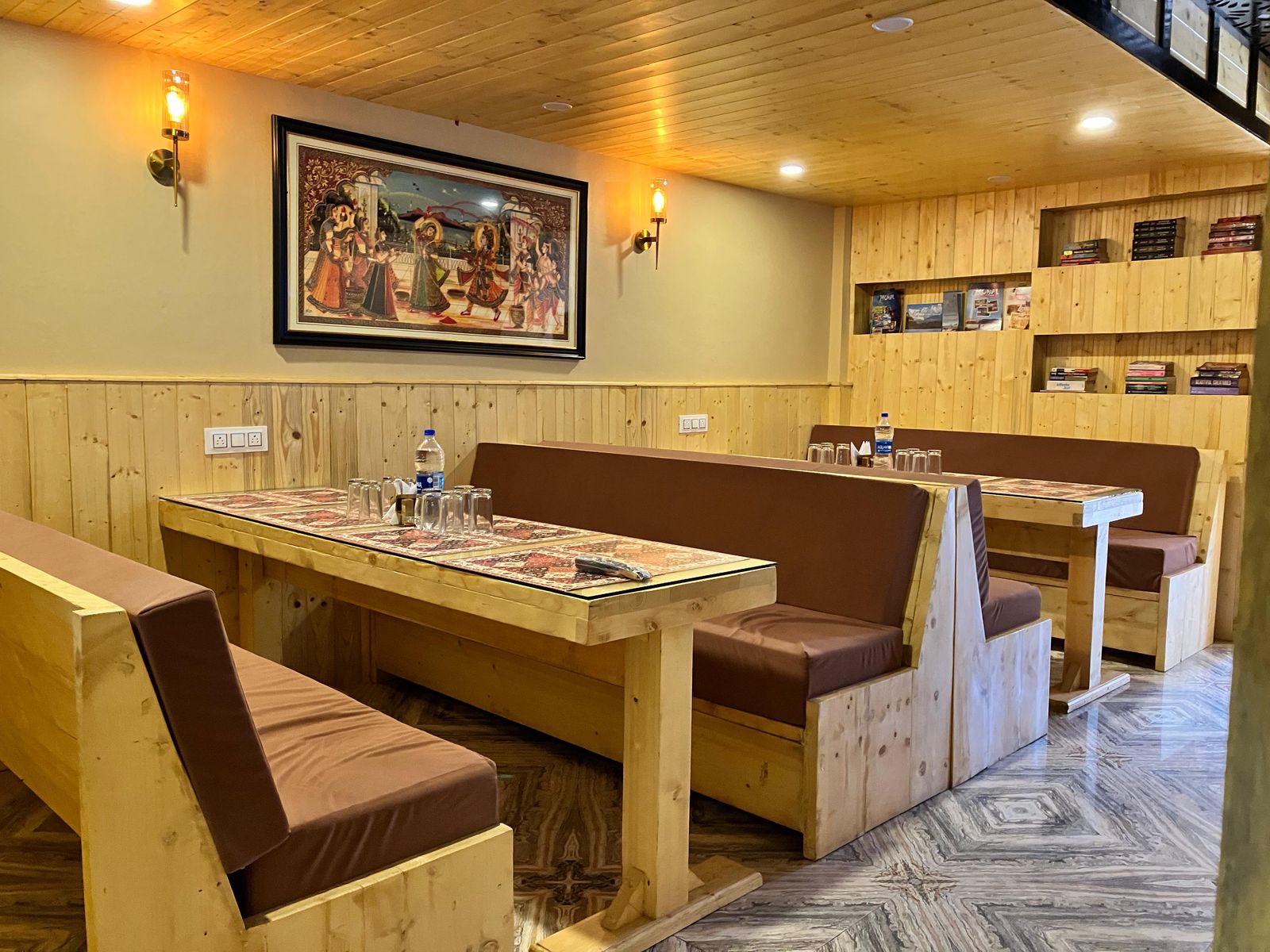 Ghar Bar Boutique Stay & Cafe