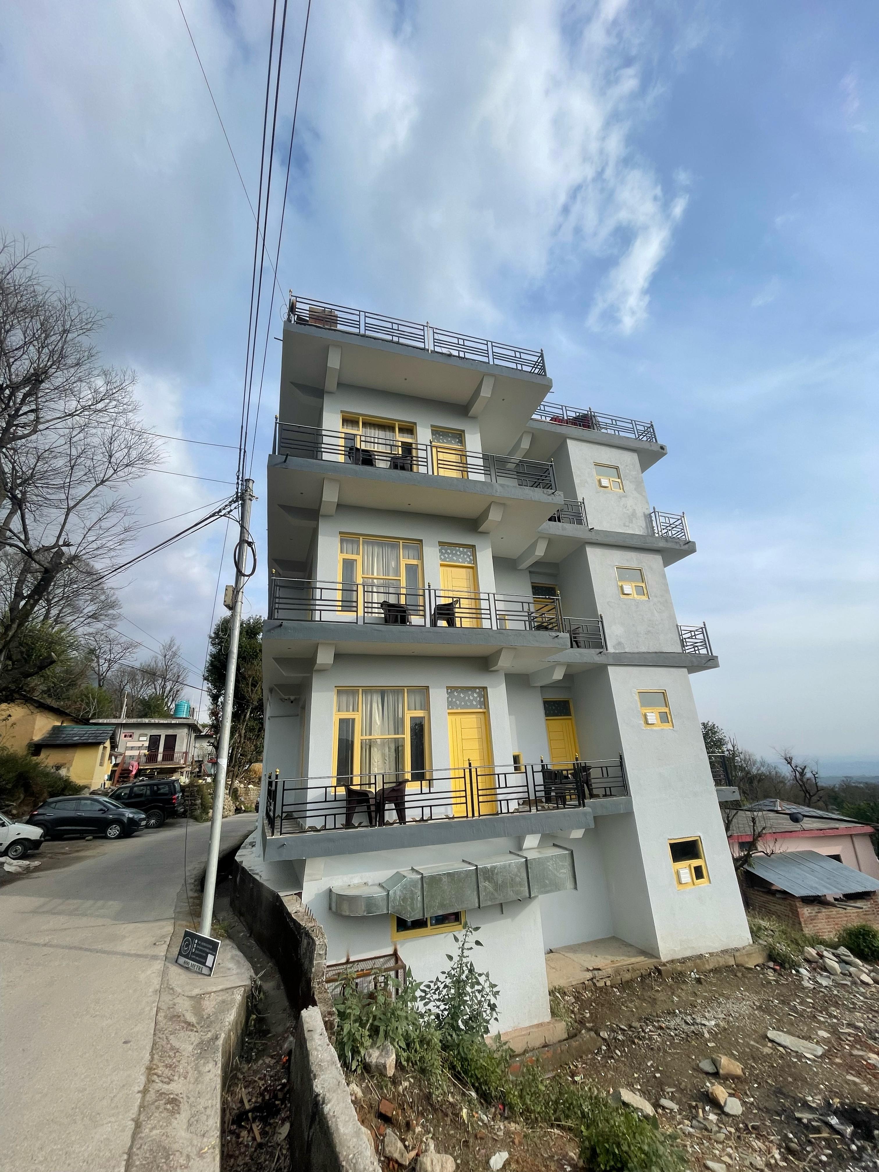 Ghar Bar Boutique Stay & Cafe
