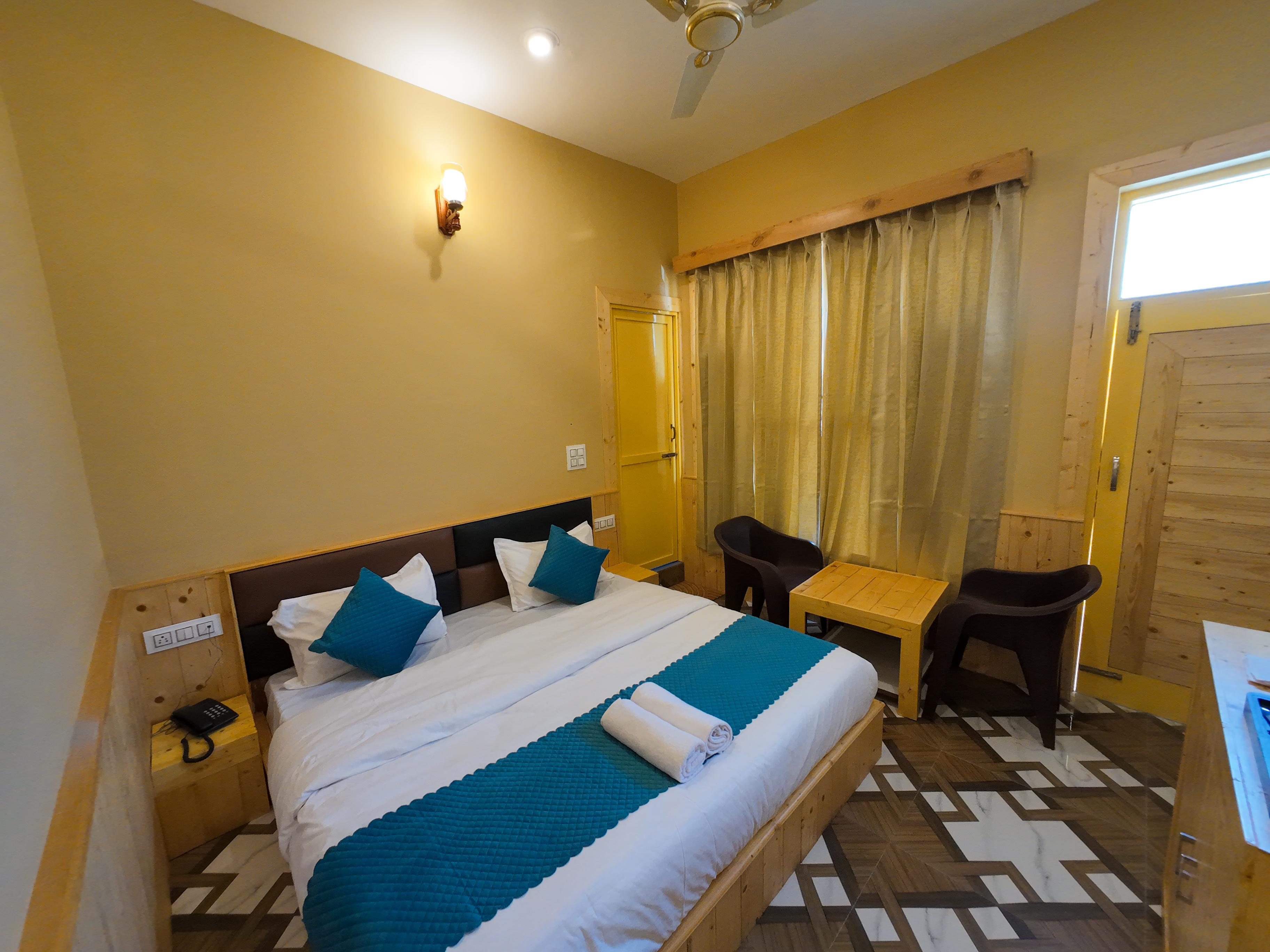 Ghar Bar Boutique Stay & Cafe