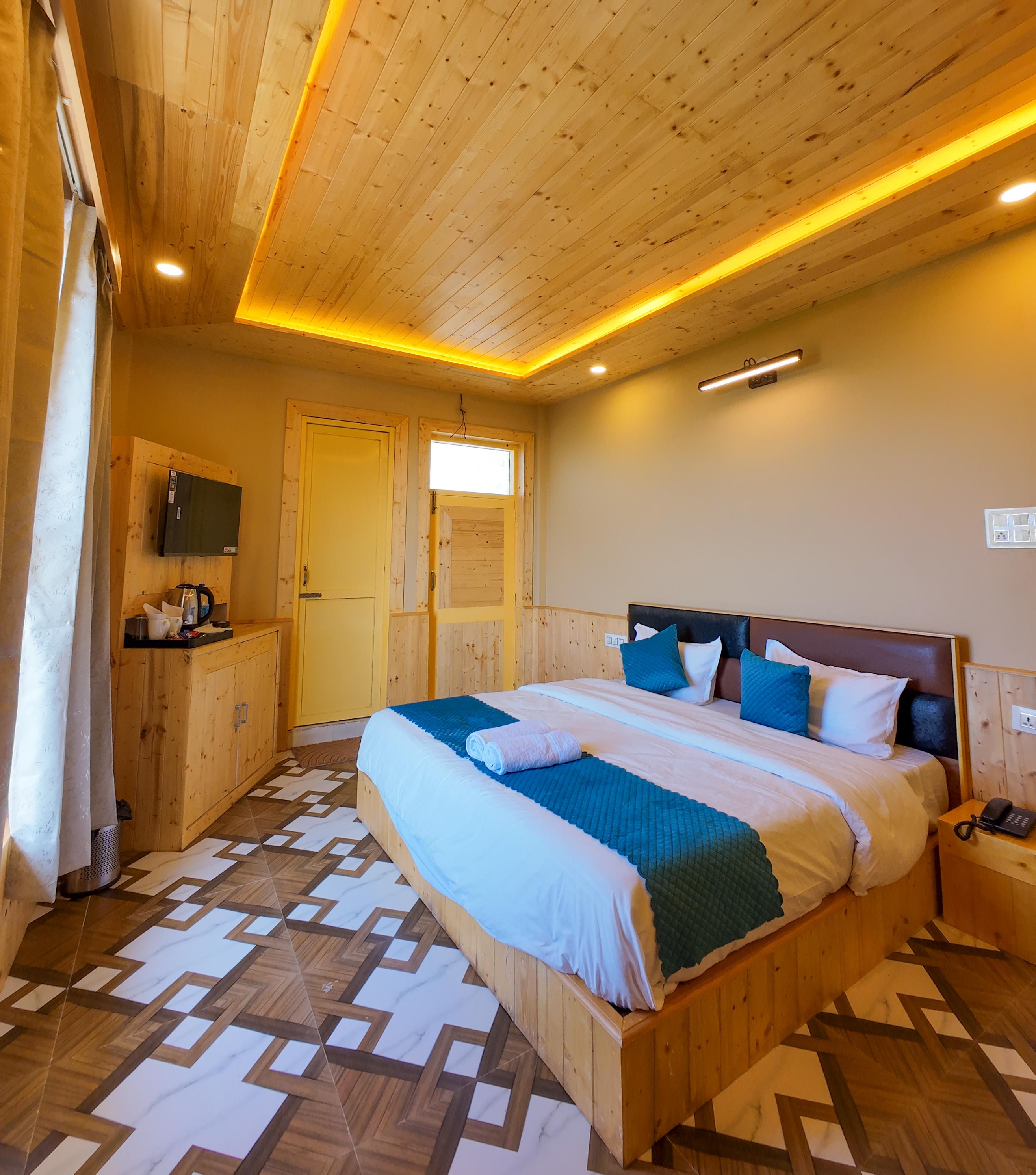 Ghar Bar Boutique Stay & Cafe